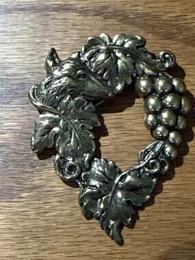 Vintage Large Grape Vine Wreath Brooch Silver Tone Fruit Leaf Statement Pin